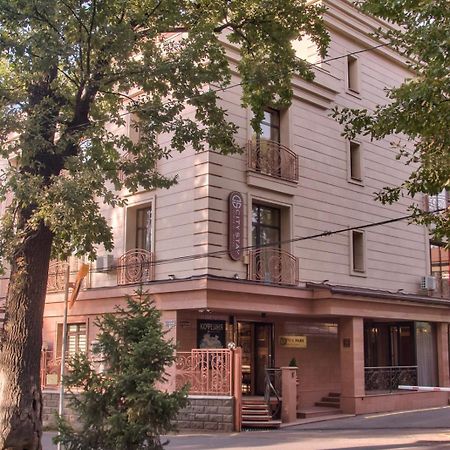 City Stay Апарт-Отель Алматы Ngoại thất bức ảnh