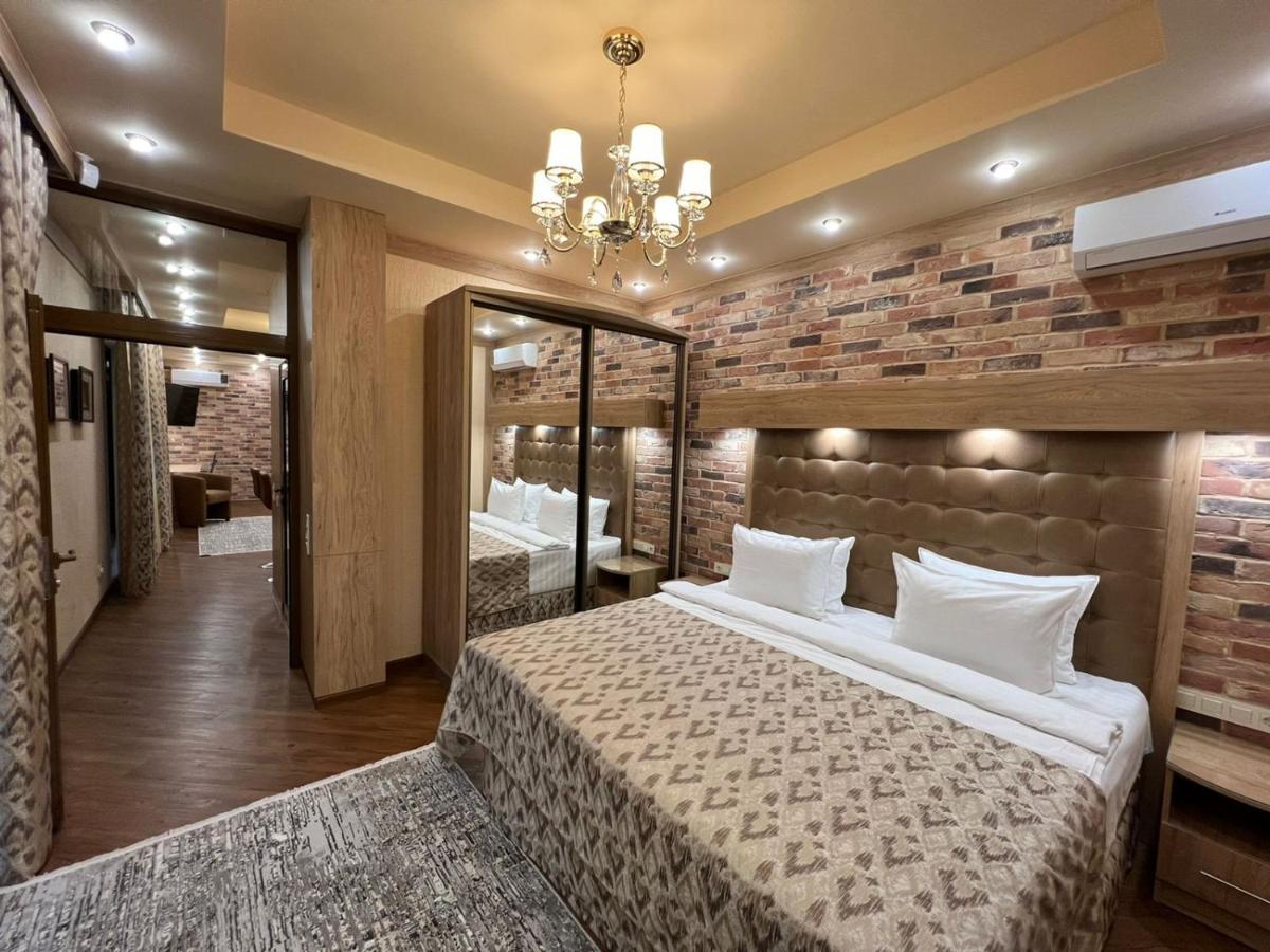 City Stay Апарт-Отель Алматы Ngoại thất bức ảnh