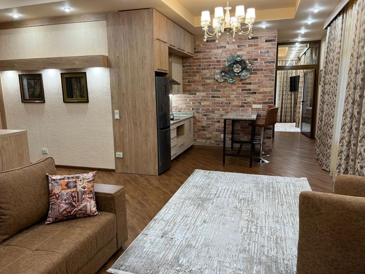 City Stay Апарт-Отель Алматы Ngoại thất bức ảnh