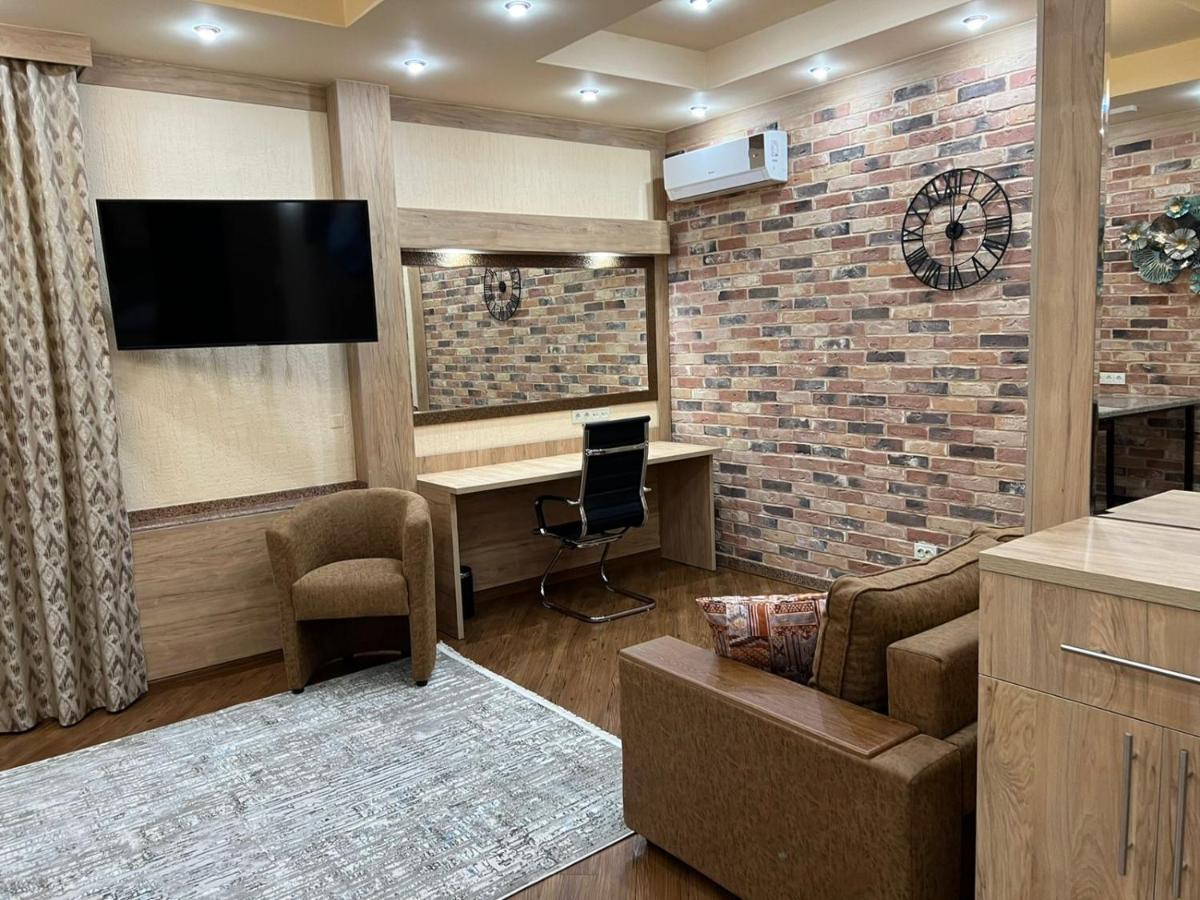 City Stay Апарт-Отель Алматы Ngoại thất bức ảnh