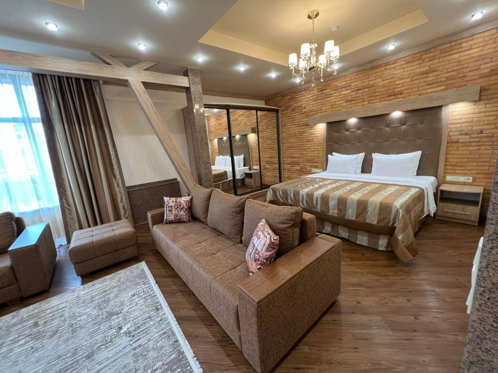 City Stay Апарт-Отель Алматы Ngoại thất bức ảnh