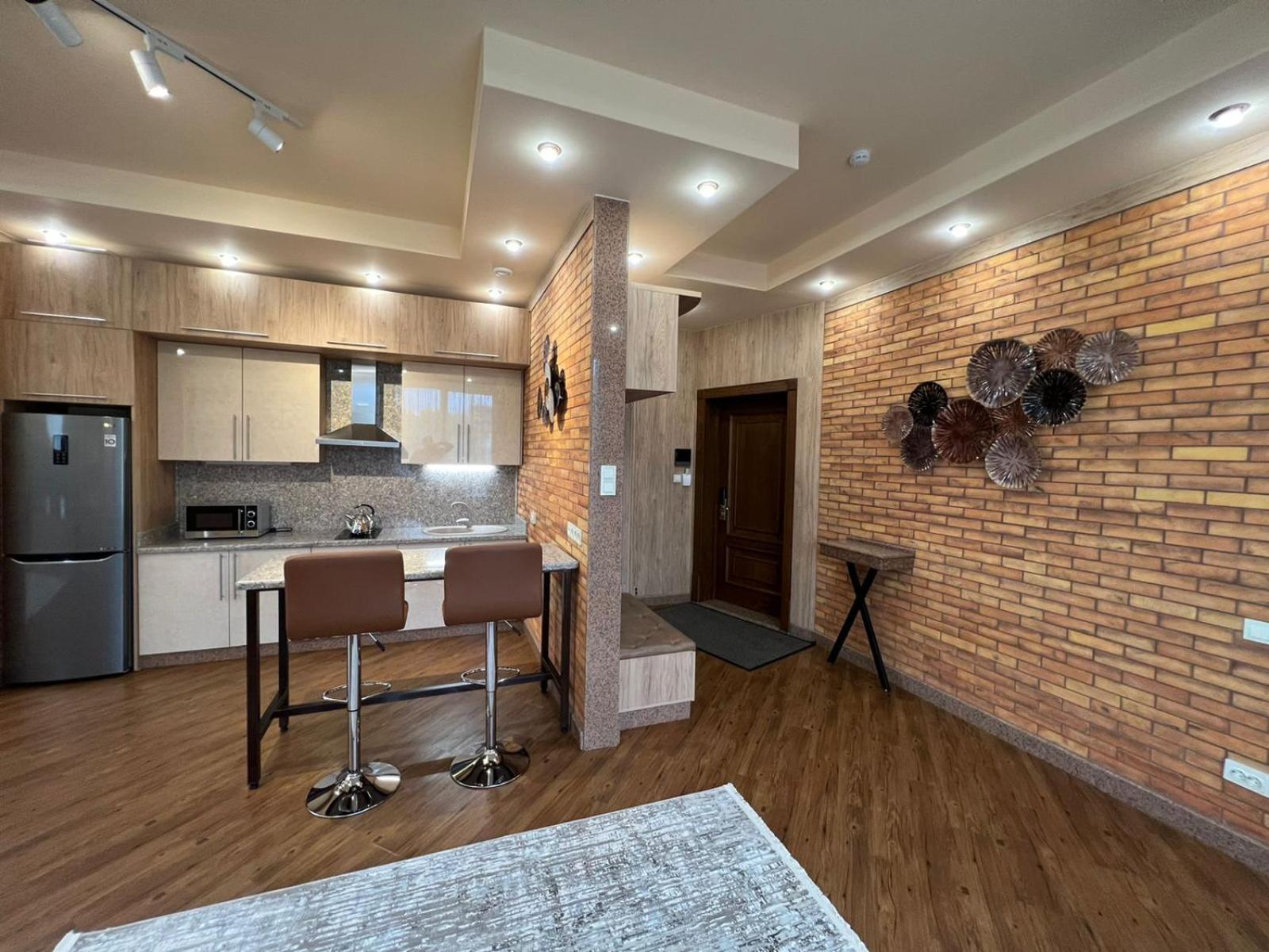 City Stay Апарт-Отель Алматы Ngoại thất bức ảnh