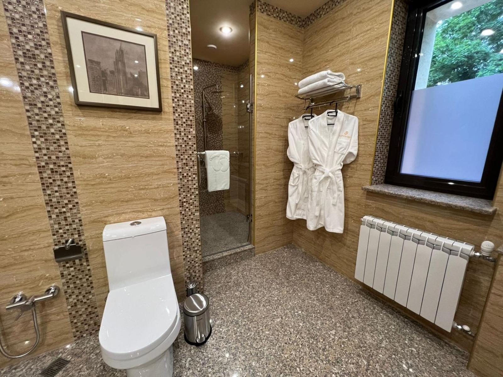 City Stay Апарт-Отель Алматы Ngoại thất bức ảnh