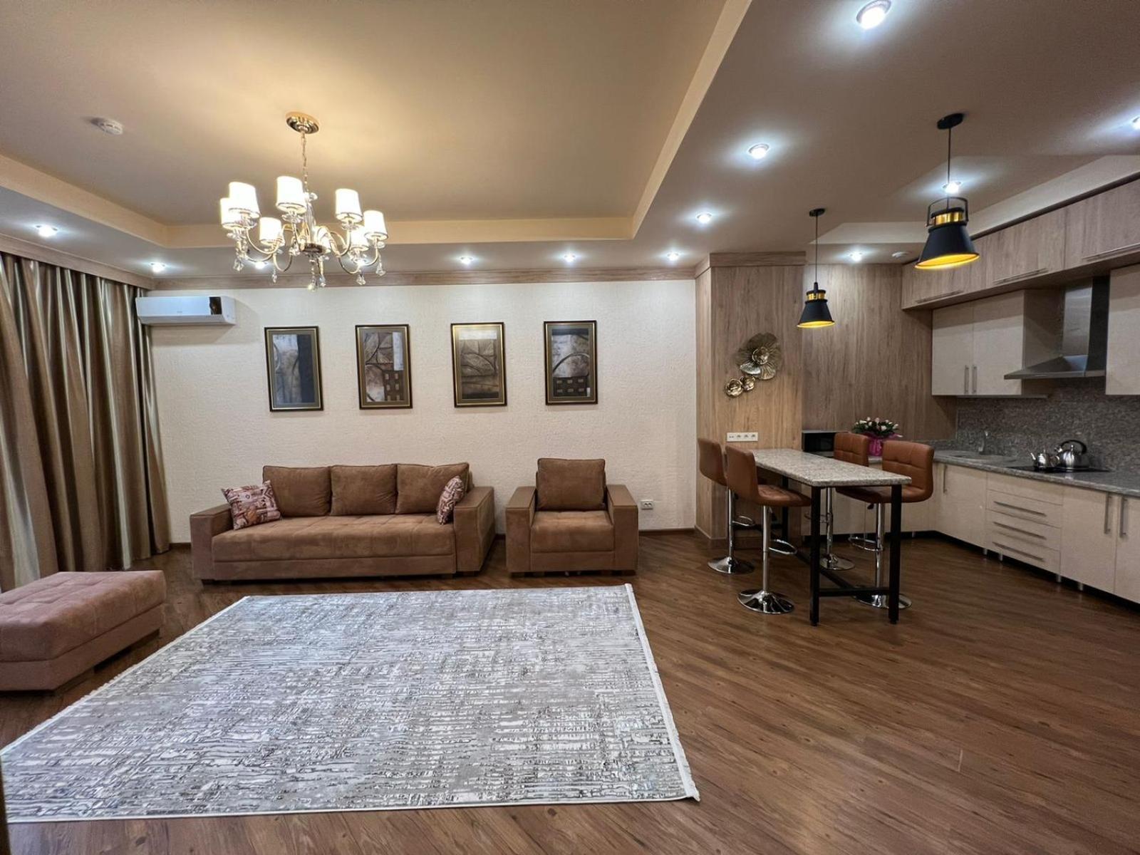 City Stay Апарт-Отель Алматы Ngoại thất bức ảnh